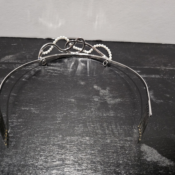 Swarovski Crystal and Pearl Bridal Tiara - Picture 3 of 9
